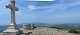  La croix et la table d'orientation du Garlaban avec la vue sur Marseille.
700*311 pixels (17690 octets)(i1746)