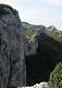  Crête du mont Julien. En face le site de la grotte des Fées (c) Christophe ANTOINE
362*500 pixels (23044 octets)(i2878)