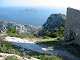  Ruine en contre-bas du sommet de Marseilleveyre. En face l'île Calsereigne et l'île Riou. (c) Christophe ANTOINE
500*375 pixels (27162 octets)(i748)